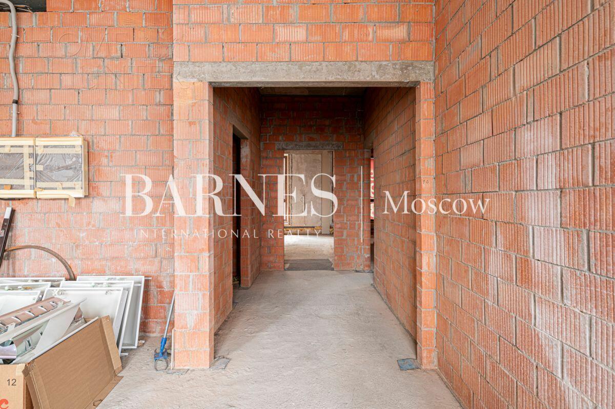 5-КОМН. КВАРТИРА БЕЗ ОТДЕЛКИ 250 М² НА 2 ЭТАЖЕ