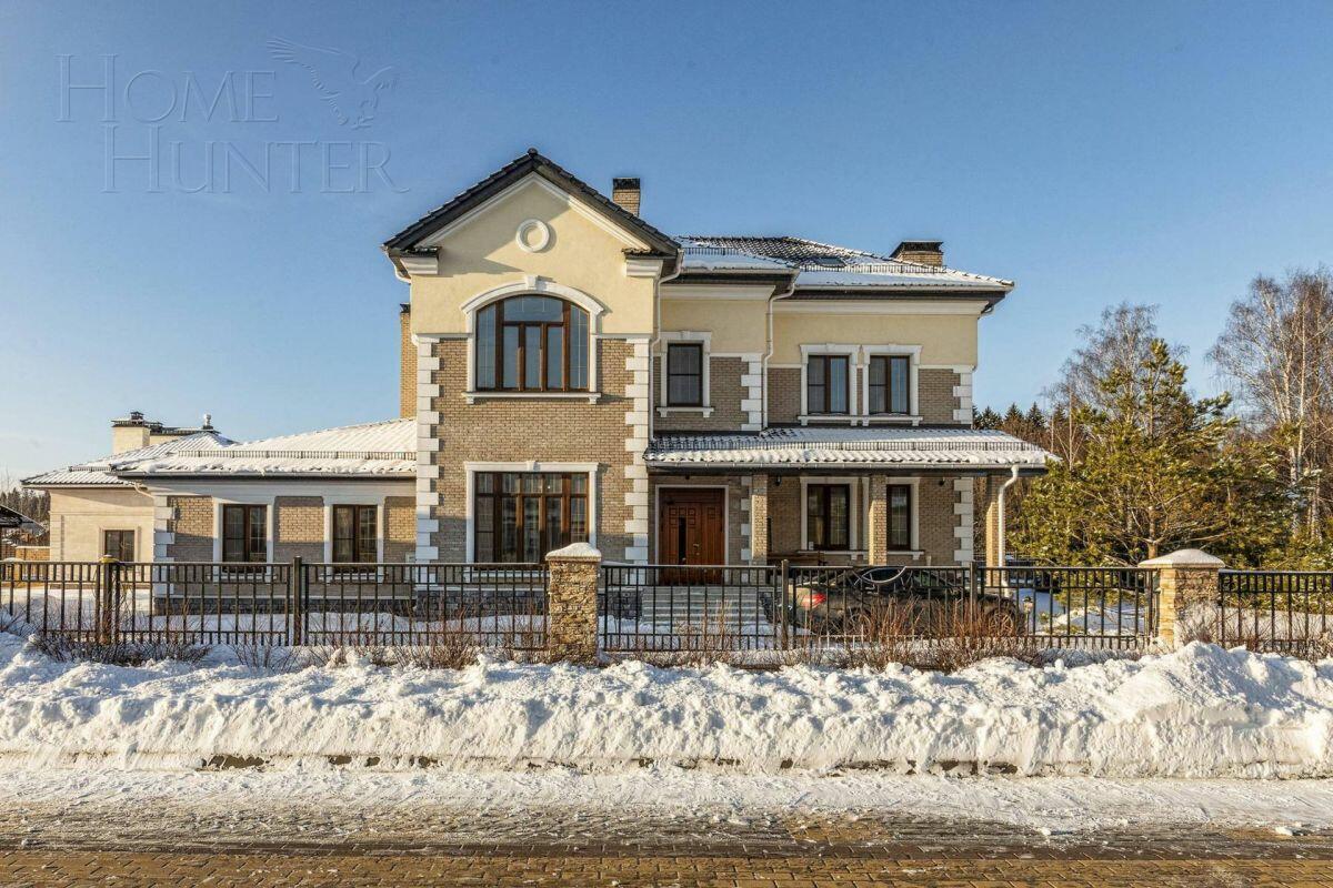 2-этажный коттедж 1 000 м² с отделкой