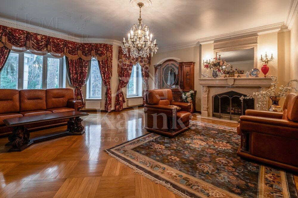 2-этажный коттедж 735.4 м² с отделкой