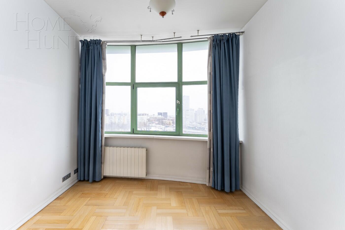 4-КОМН. КВАРТИРА С ОТДЕЛКОЙ 160 М² НА 9 ЭТАЖЕ