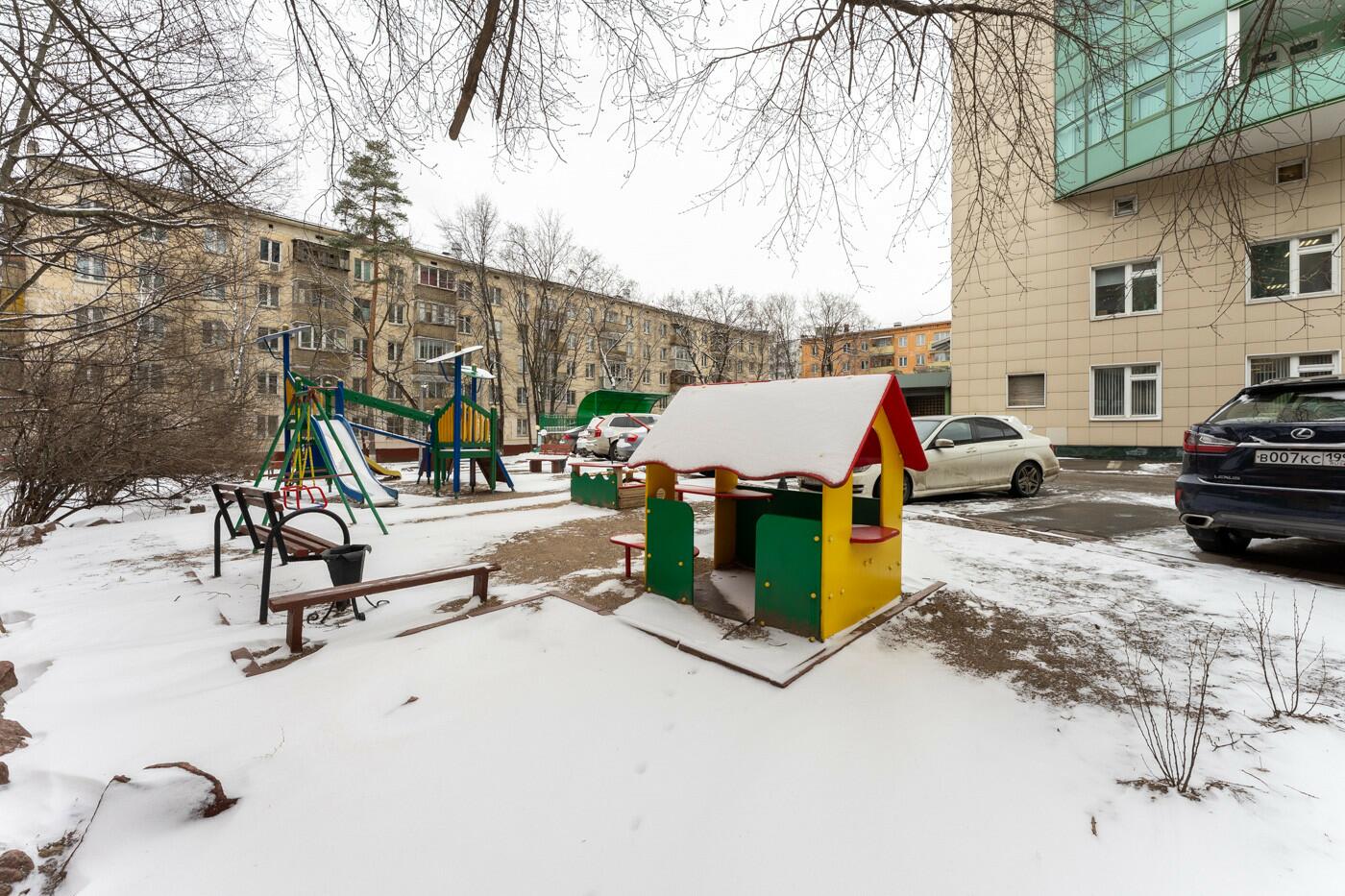 4-КОМН. КВАРТИРА С ОТДЕЛКОЙ 160 М² НА 9 ЭТАЖЕ