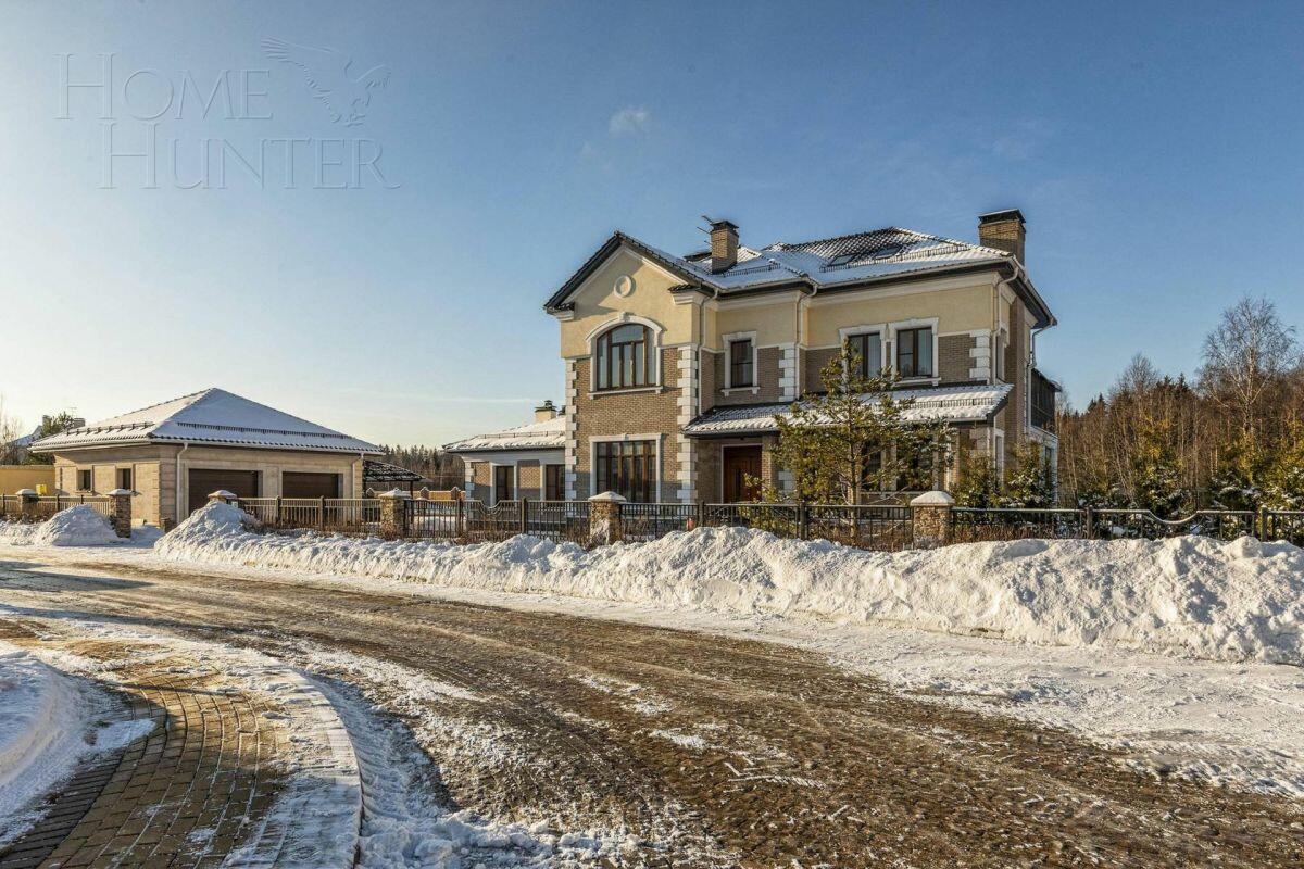 2-этажный коттедж 1 000 м² с отделкой