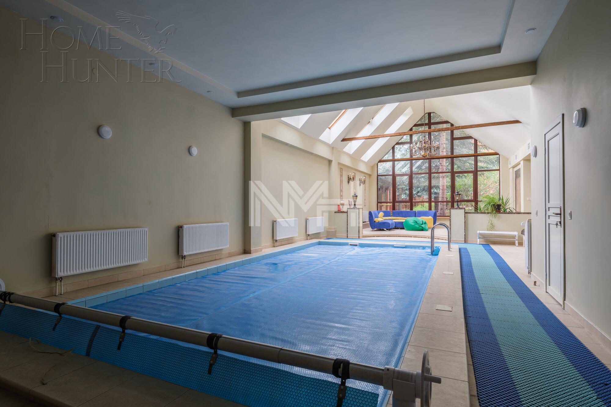 2-этажный коттедж 490 м² с отделкой