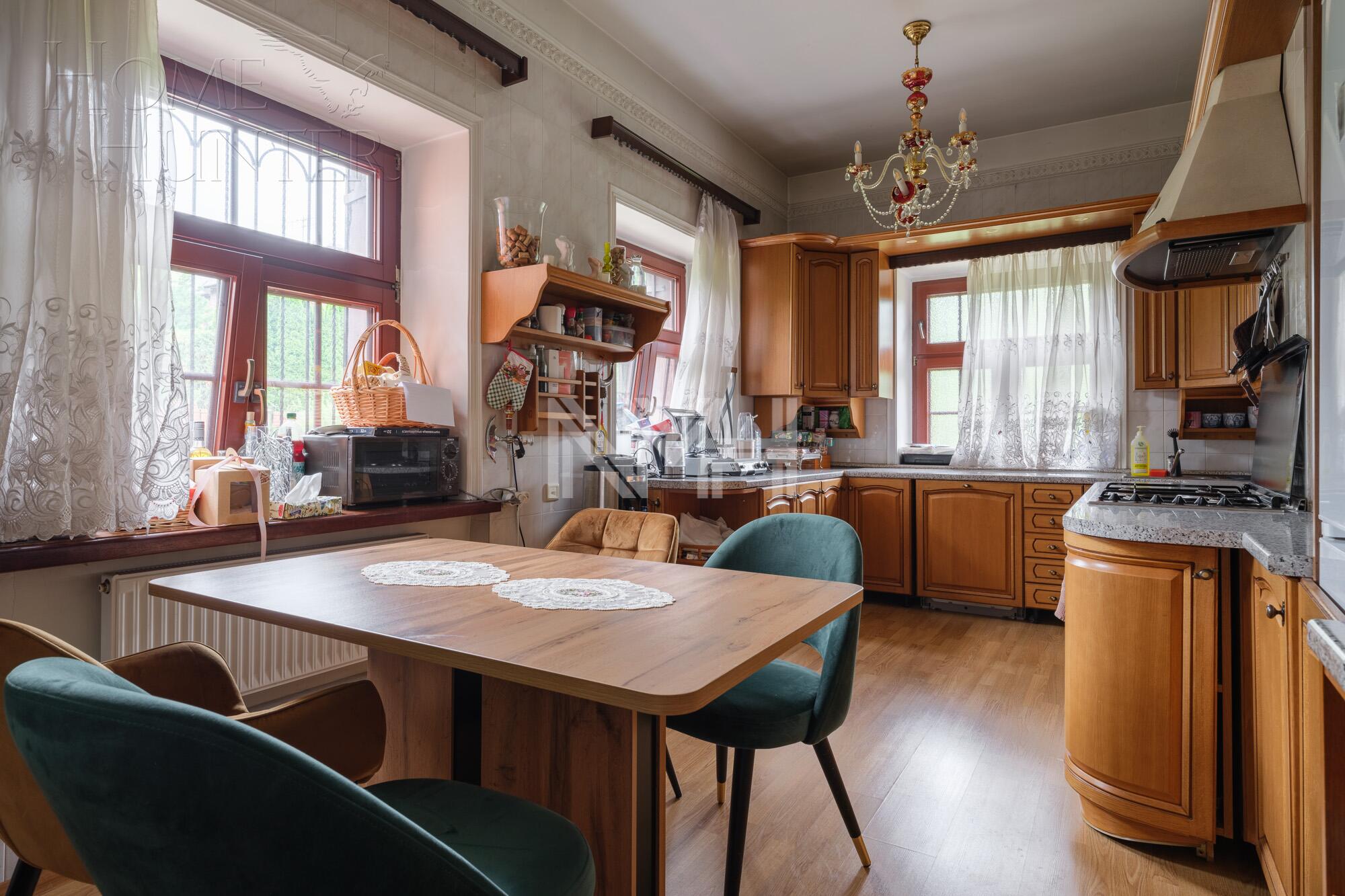 2-этажный коттедж 490 м² с отделкой