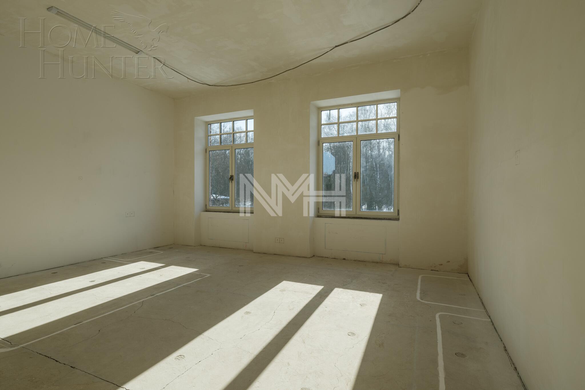 2-этажный коттедж 1 660 м² без отделки
