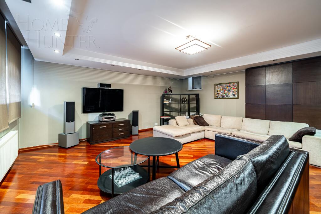 2-этажный таунхаус 500 м² с отделкой