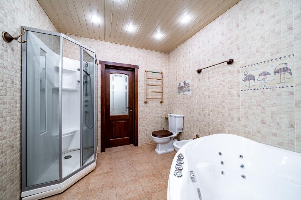 2-этажный коттедж 342 м² с отделкой