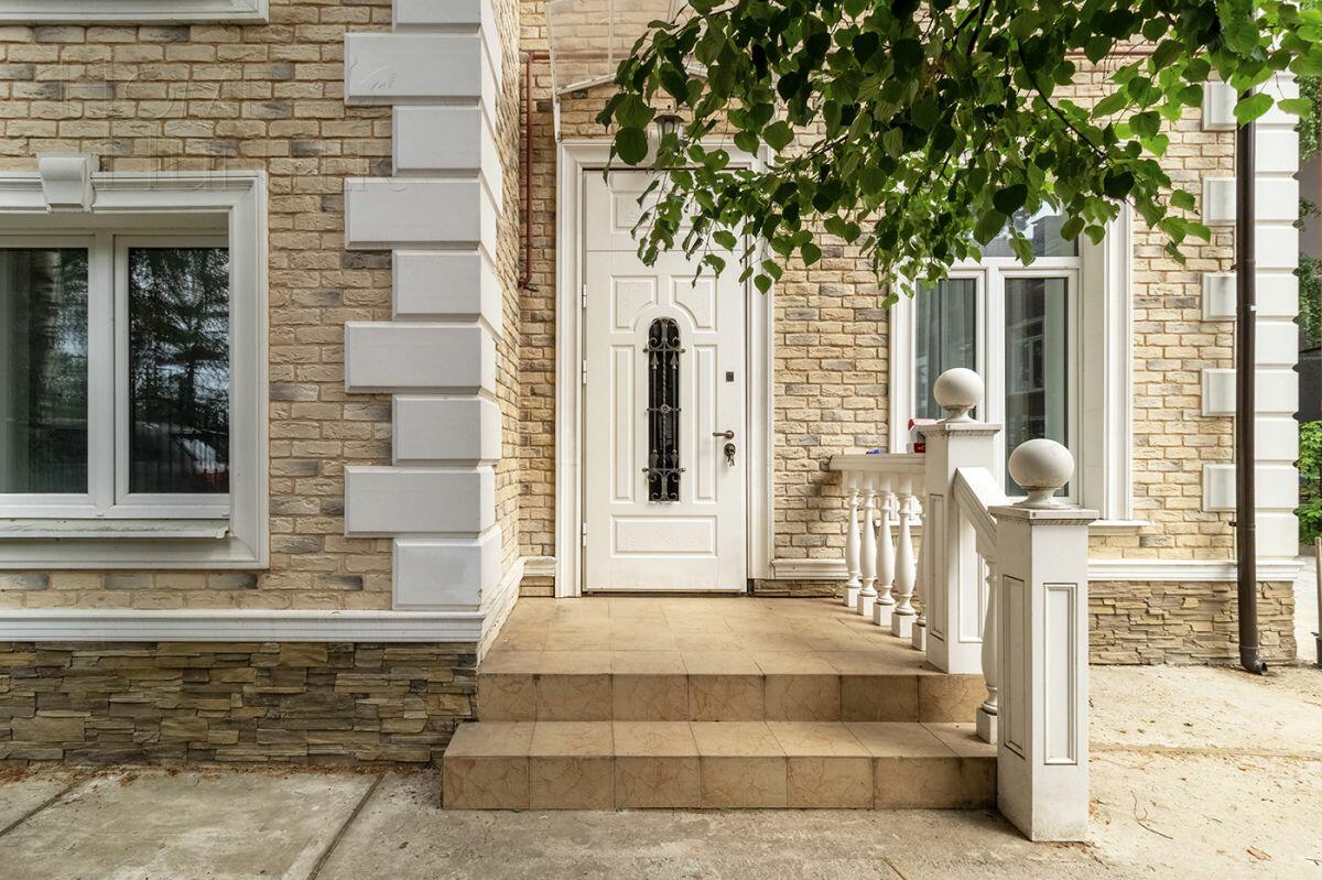 3-этажный таунхаус 224 м² с отделкой