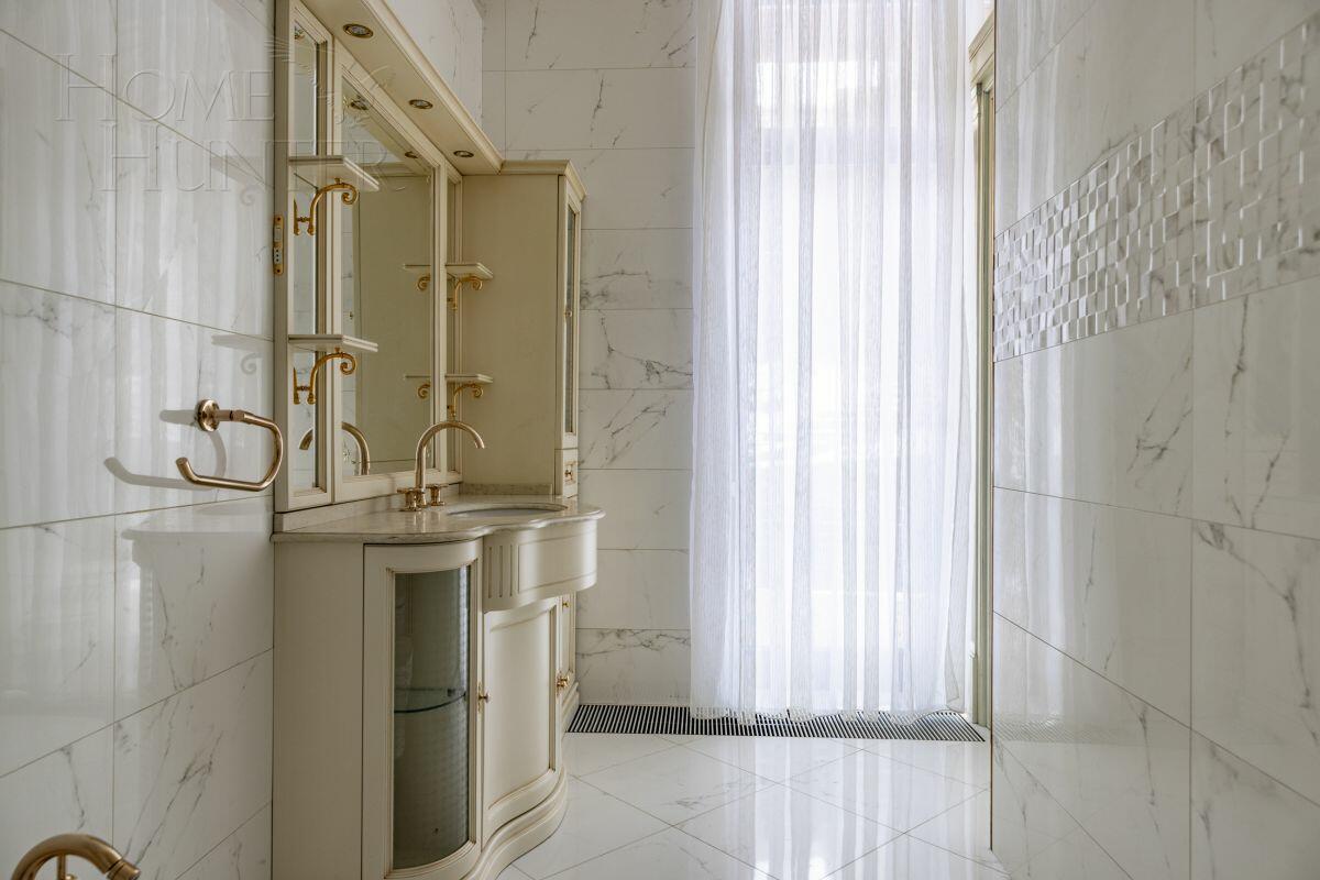 2-этажный таунхаус 430 м² с отделкой