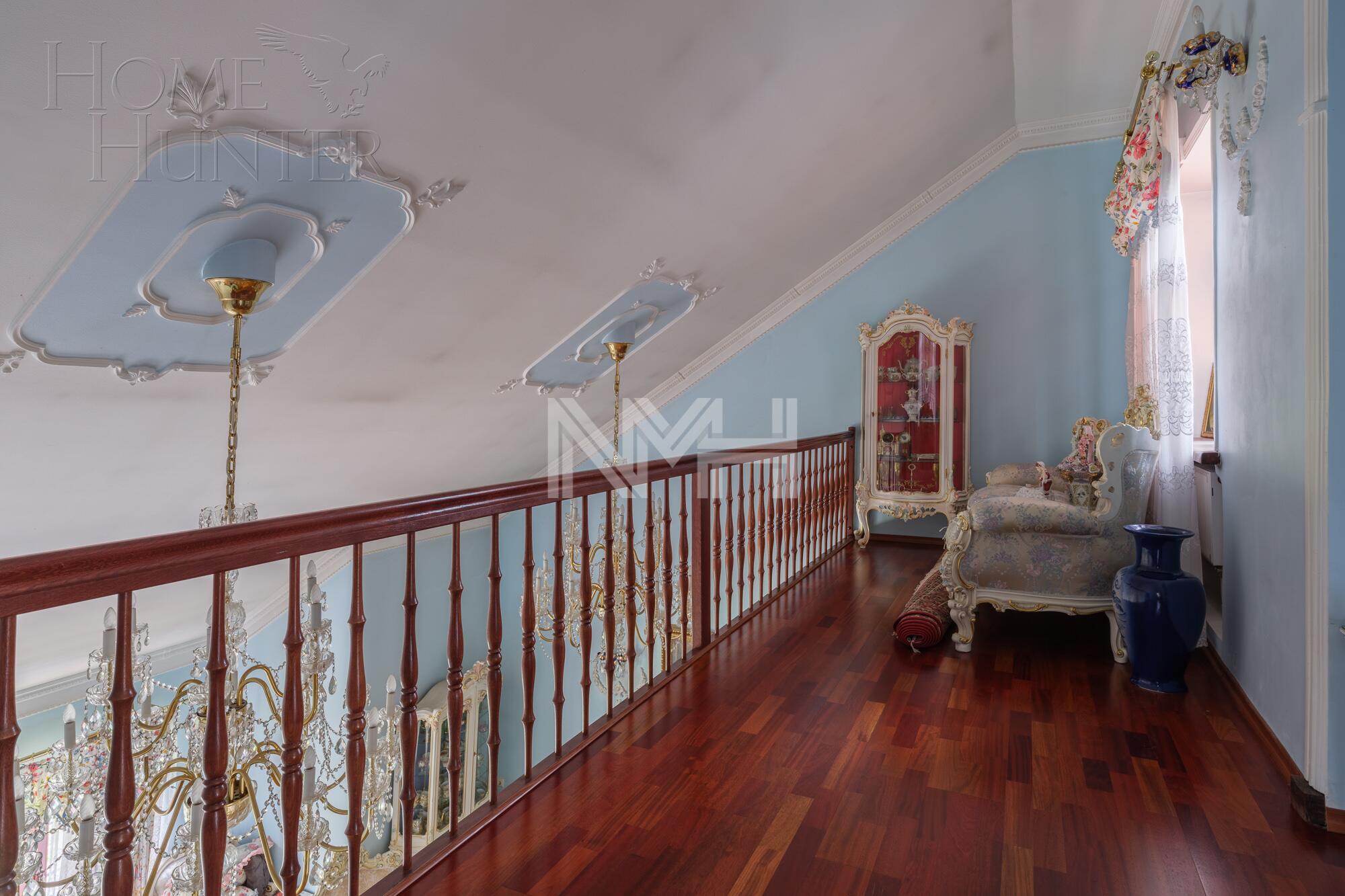 2-этажный коттедж 490 м² с отделкой