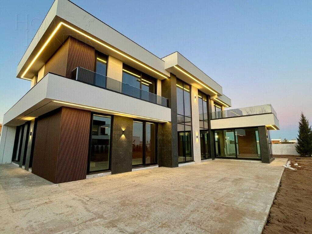 2-этажный коттедж 505 м² с отделкой