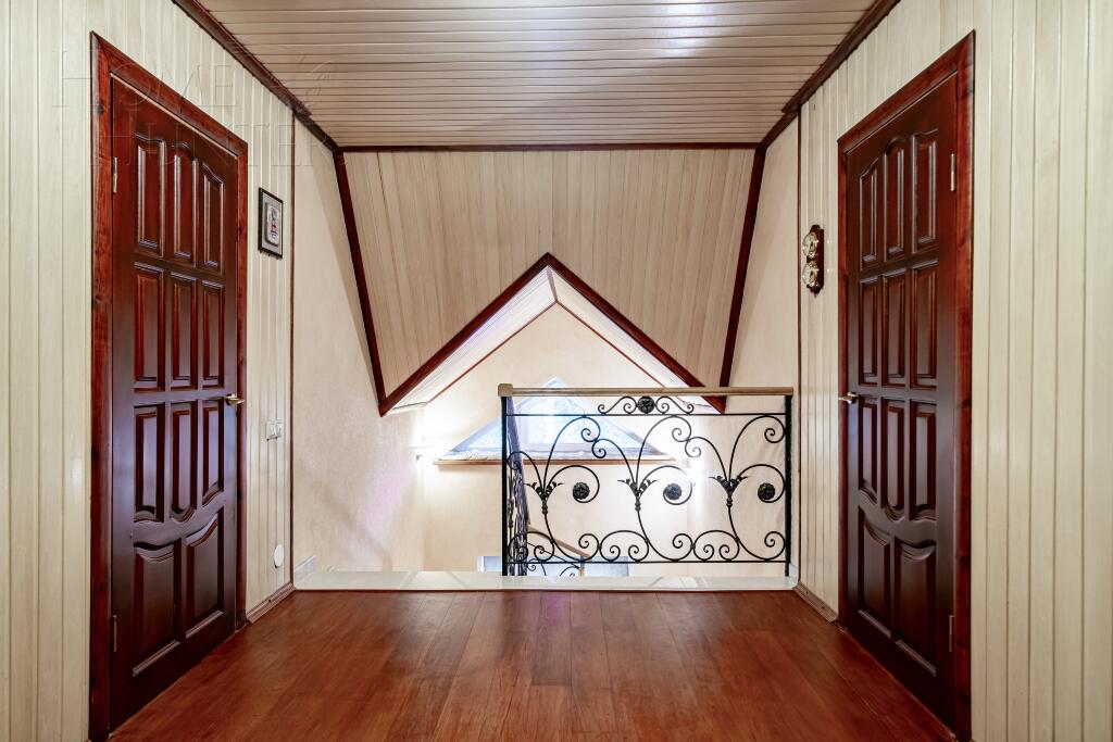 2-этажный коттедж 342 м² с отделкой