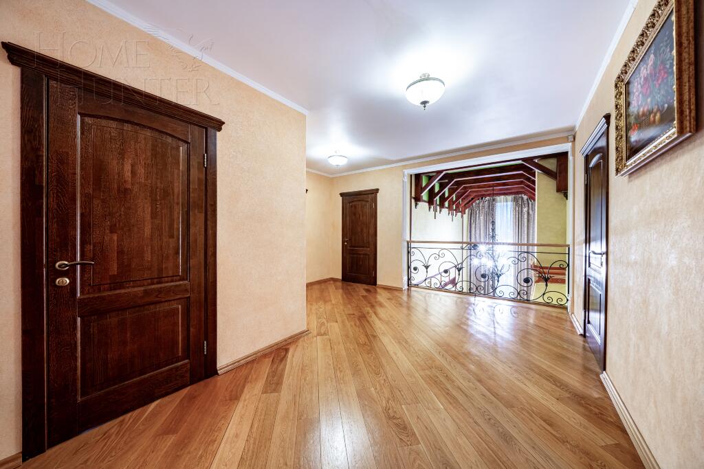 2-этажный коттедж 342 м² с отделкой