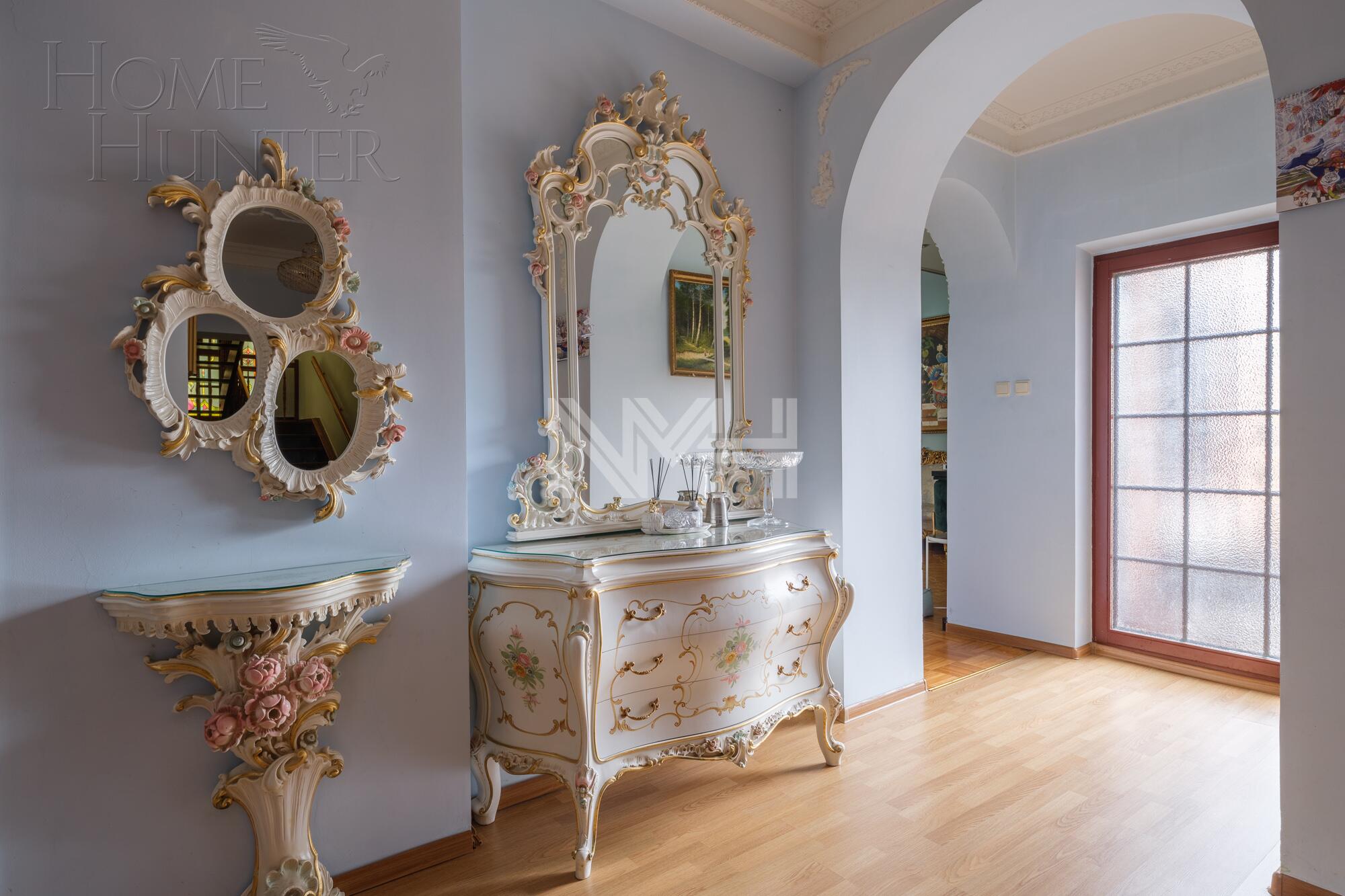 2-этажный коттедж 490 м² с отделкой