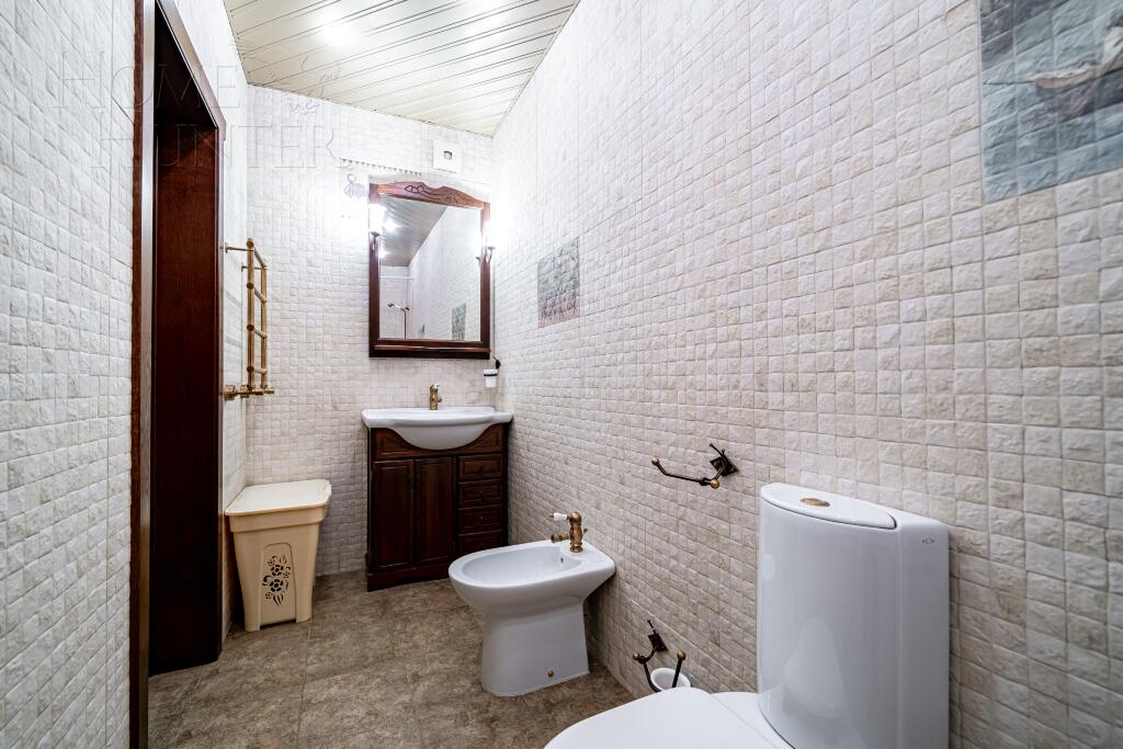 2-этажный коттедж 342 м² с отделкой