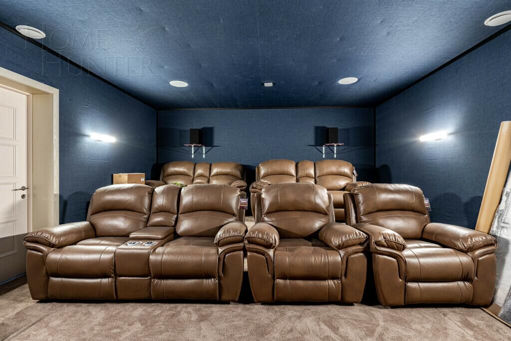 3-этажный коттедж 1 300 м² с отделкой