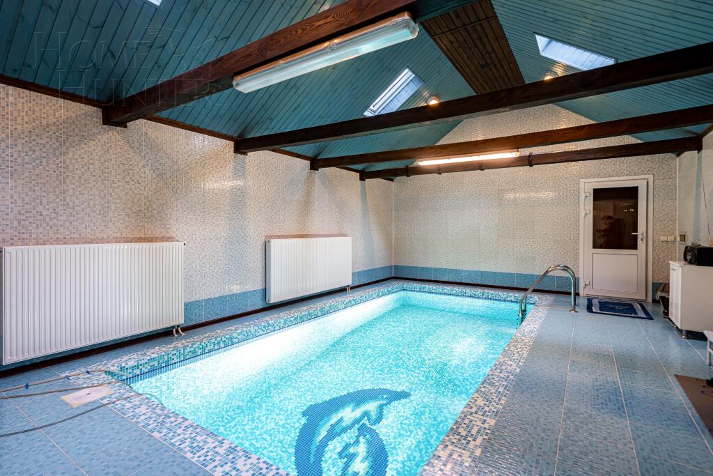 2-этажный коттедж 342 м² с отделкой