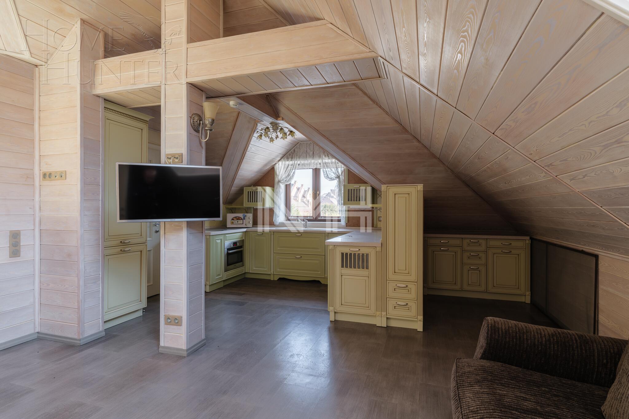 2-этажный коттедж 1 660 м² без отделки