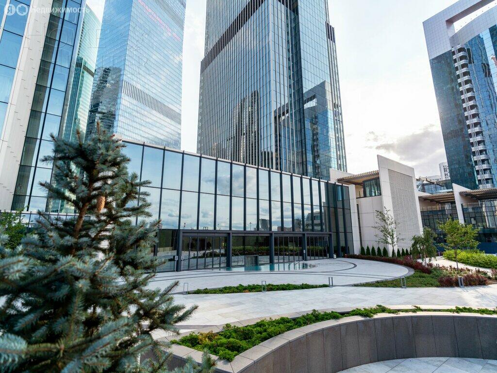 3-КОМН. АПАРТАМЕНТЫ С ОТДЕЛКОЙ 110.75 М² НА 61 ЭТАЖЕ