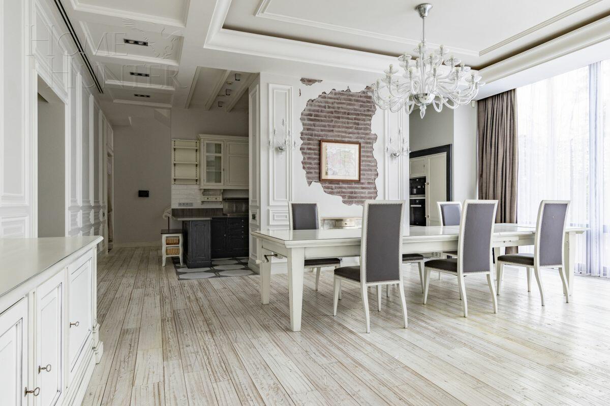 2-этажный таунхаус 430 м² с отделкой