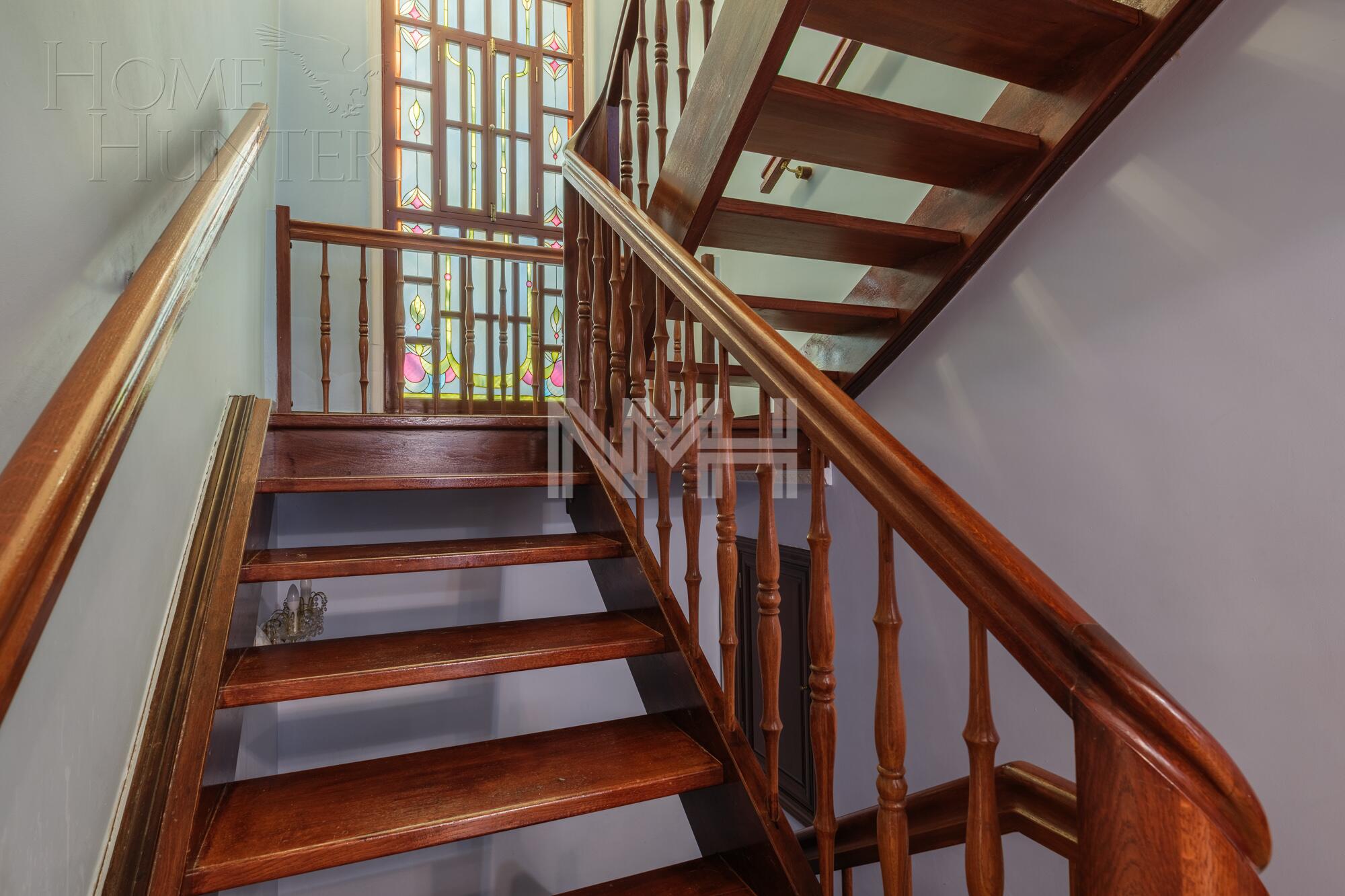 2-этажный коттедж 490 м² с отделкой