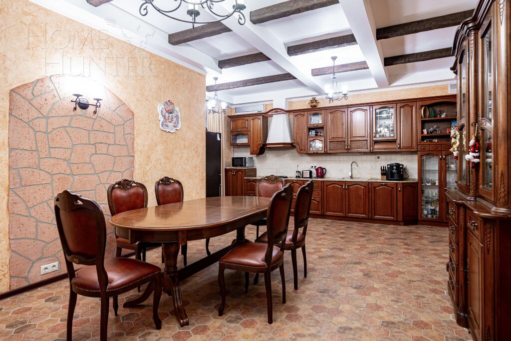 2-этажный коттедж 342 м² с отделкой