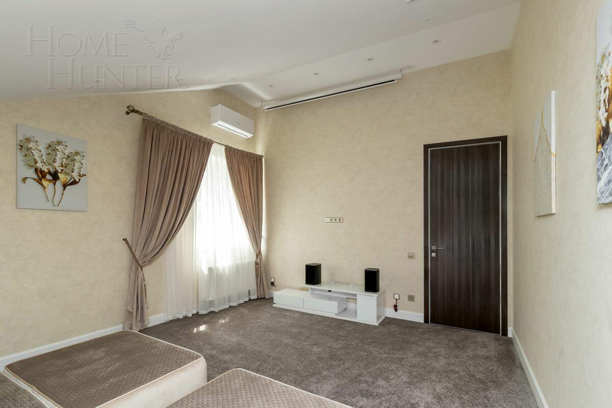 3-этажный таунхаус 224 м² с отделкой