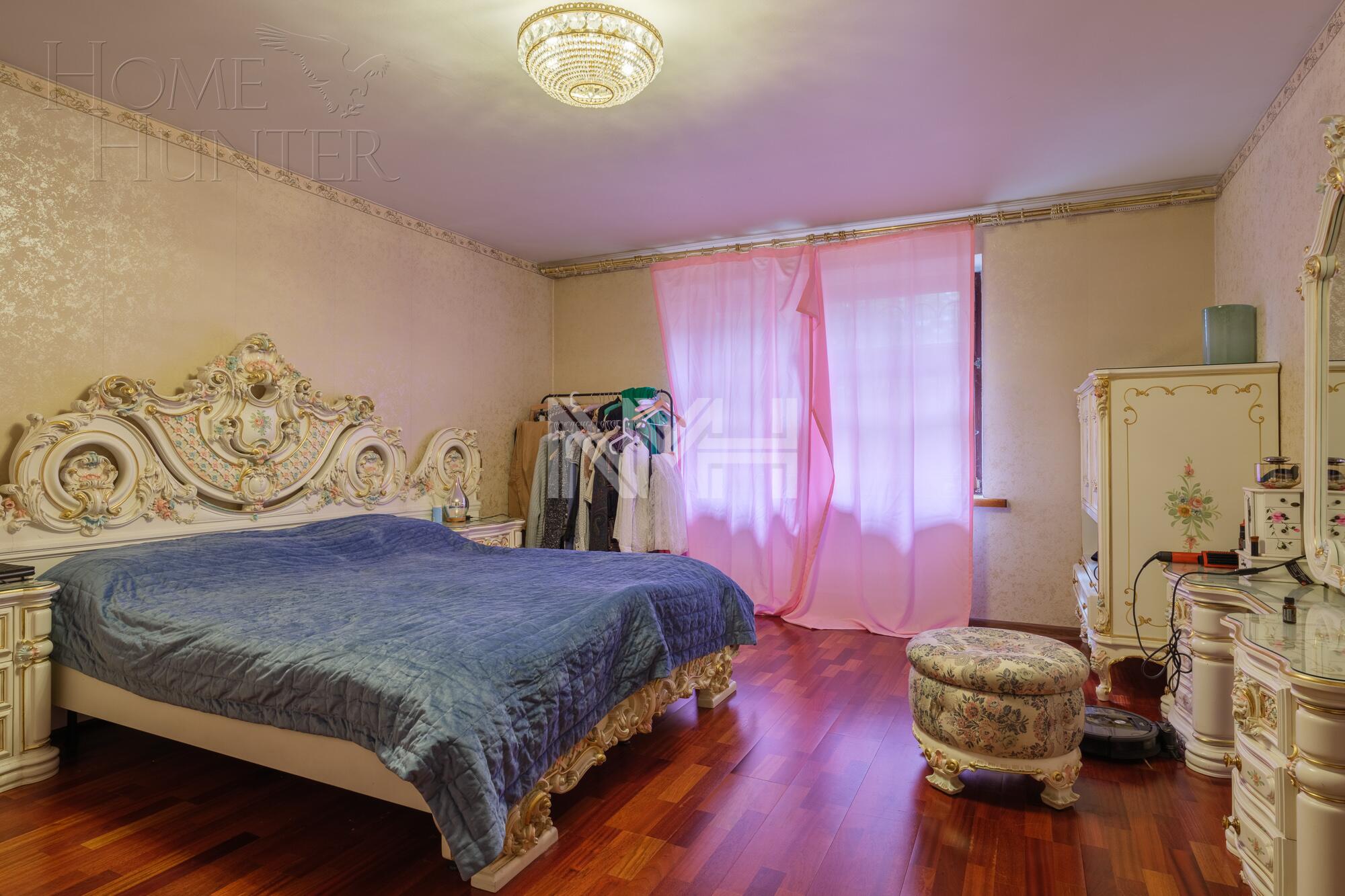 2-этажный коттедж 490 м² с отделкой