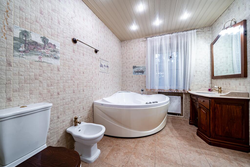 2-этажный коттедж 342 м² с отделкой