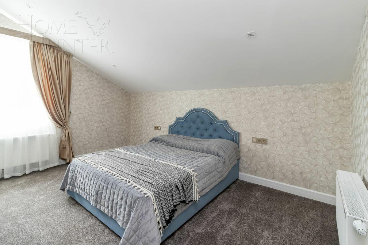 3-этажный таунхаус 224 м² с отделкой