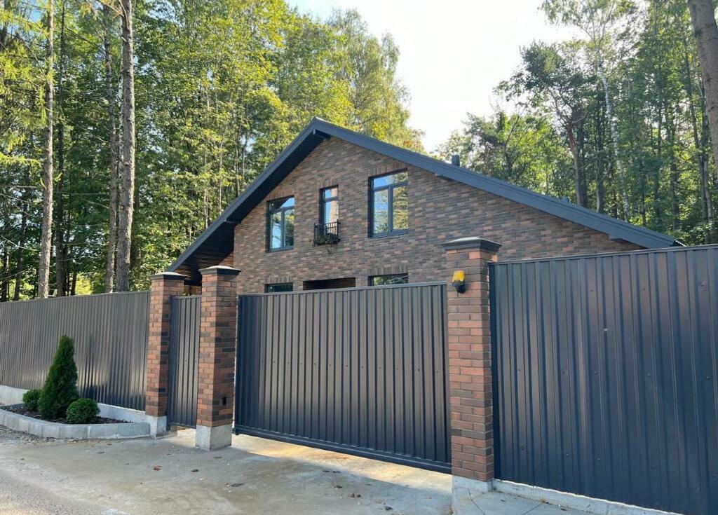 2-этажный коттедж 250 м² без отделки