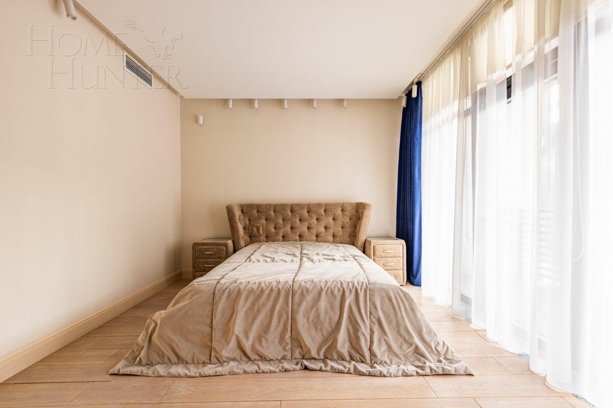 3-этажный таунхаус 340 м² с отделкой