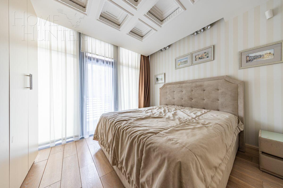 3-этажный таунхаус 340 м² с отделкой