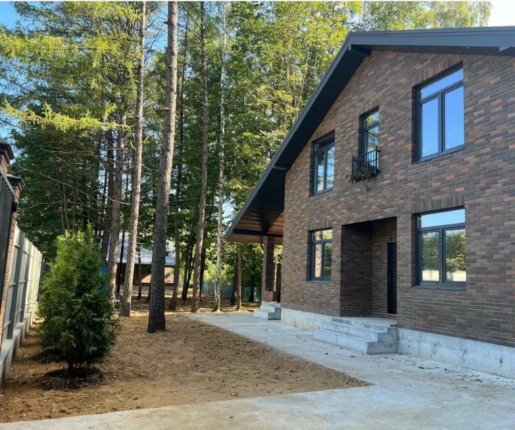 2-этажный коттедж 250 м² без отделки