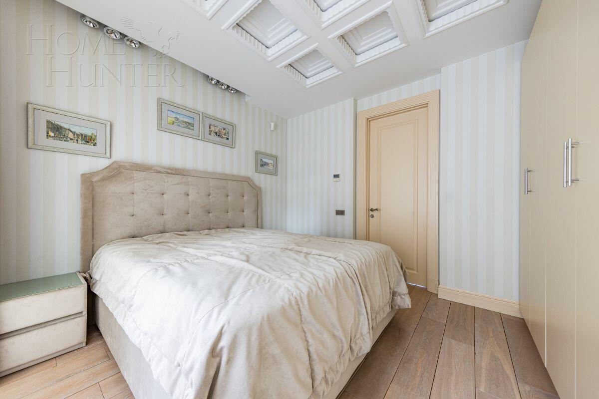 3-этажный таунхаус 340 м² с отделкой