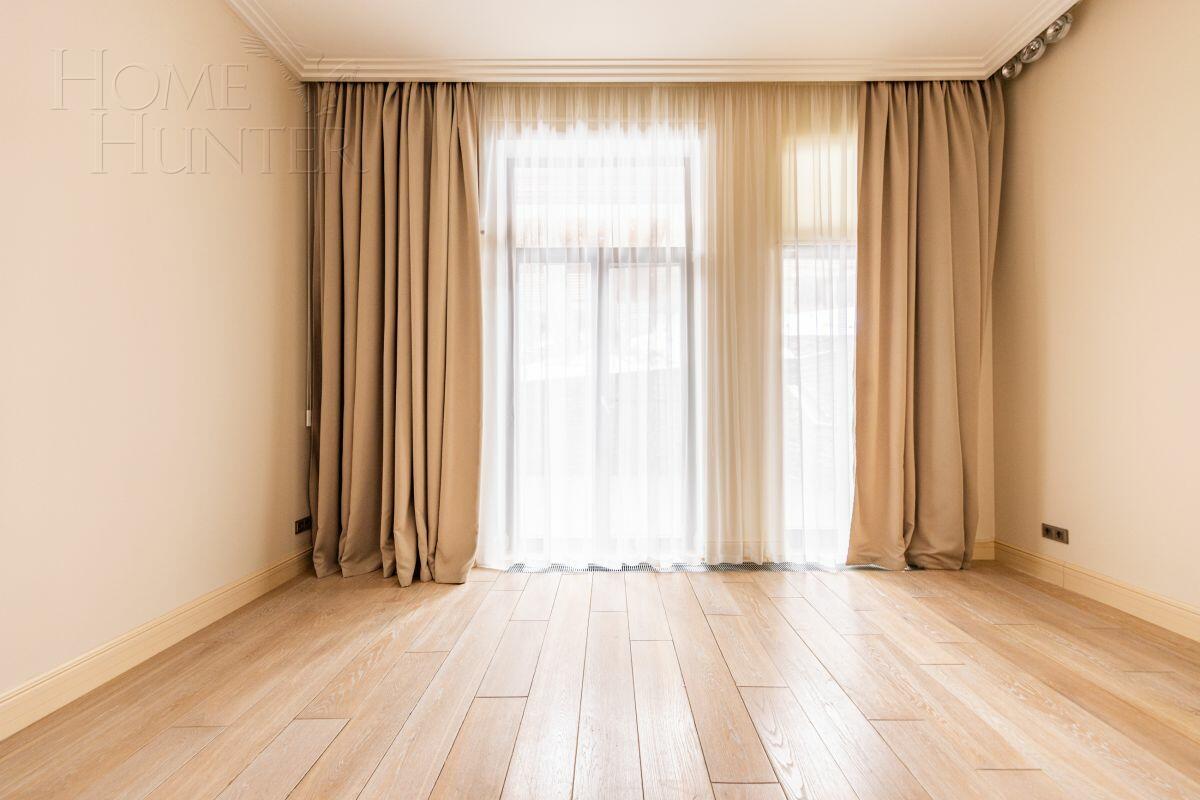 3-этажный таунхаус 340 м² с отделкой