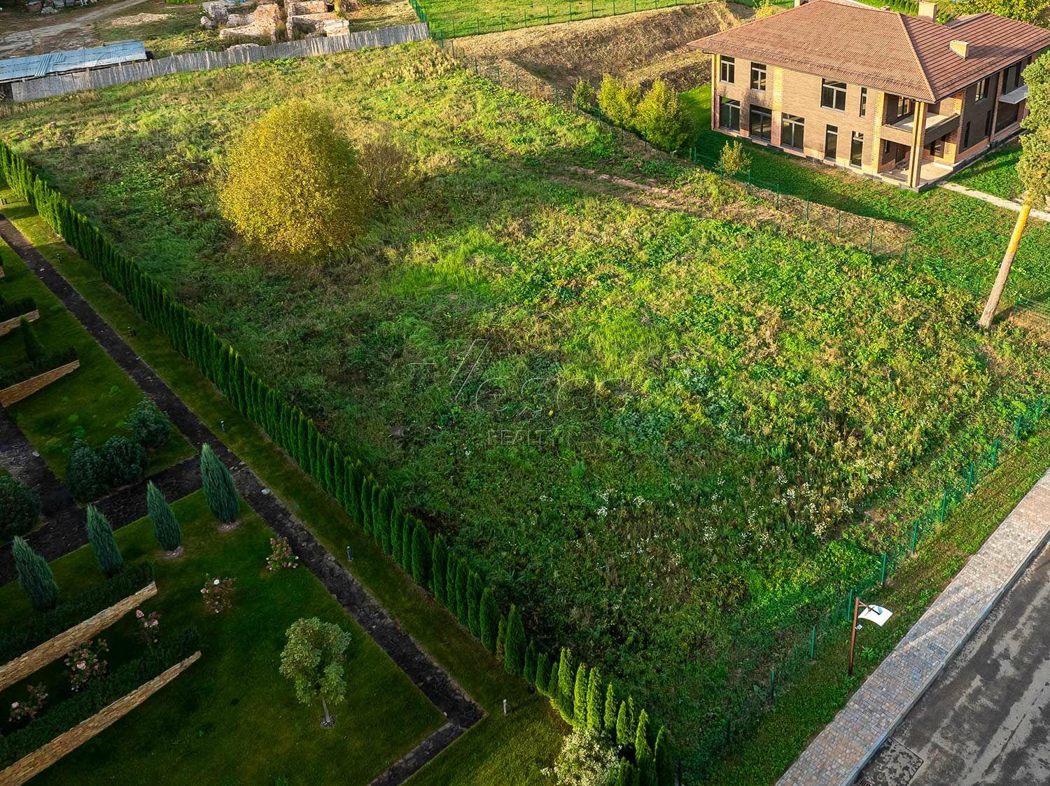 Участок 23 сот. в охраняемом поселке