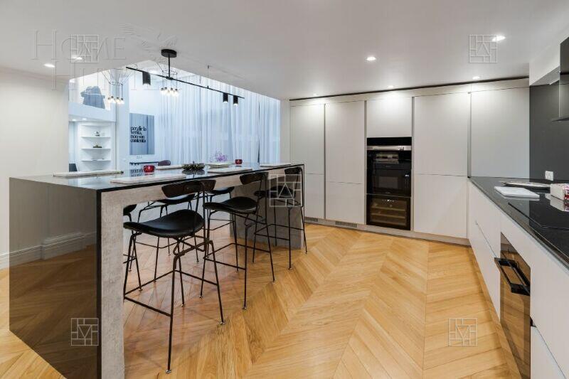 2-УРОВНЕВЫЙ ПЕНТХАУС С ОТДЕЛКОЙ 305 М² НА 2 ЭТАЖЕ