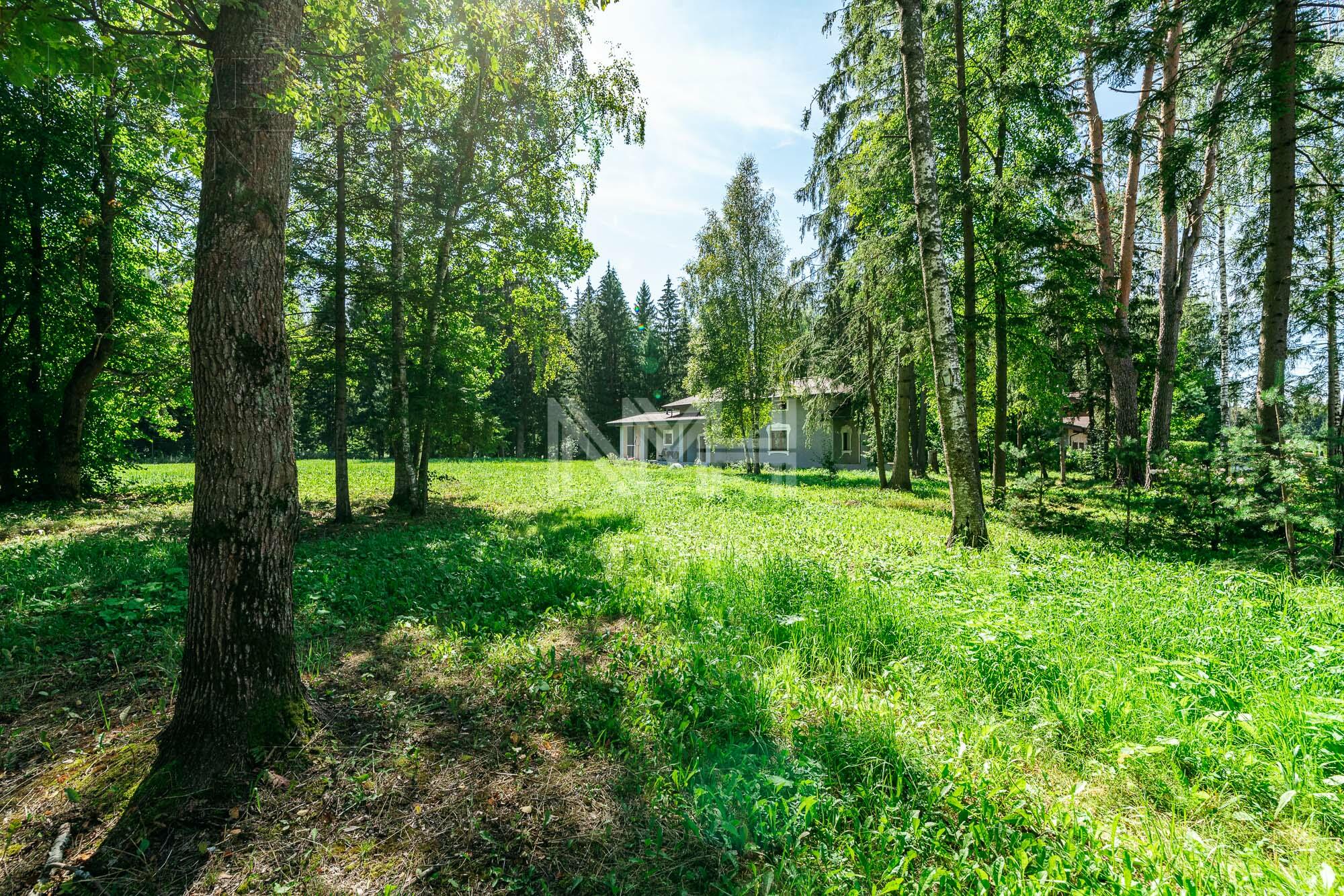 2-этажный коттедж 1 638 м² без отделки