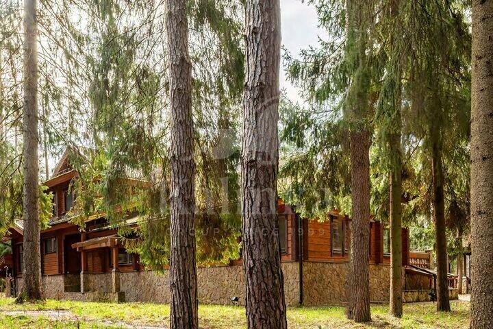 2-этажный коттедж 1 175.7 м² с отделкой