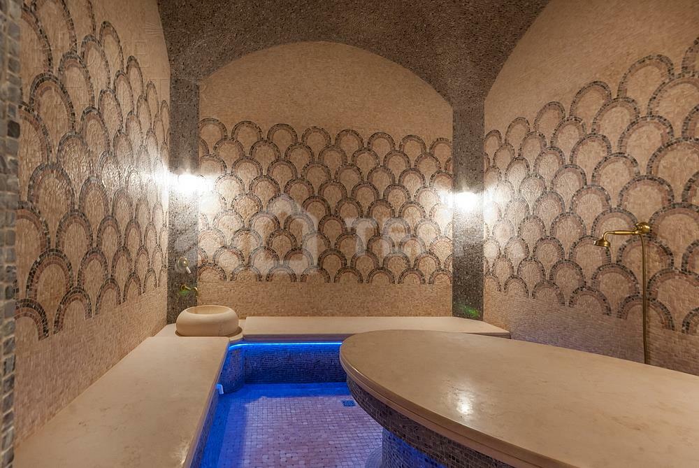 2-этажный коттедж 1 300 м² с отделкой