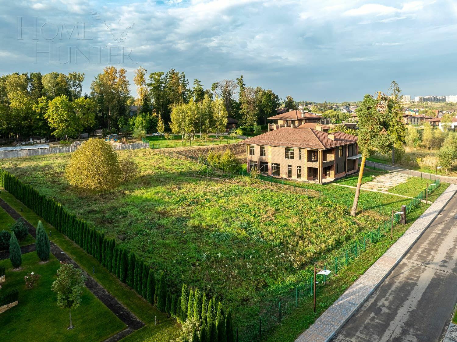 Участок 23 сот. в охраняемом поселке