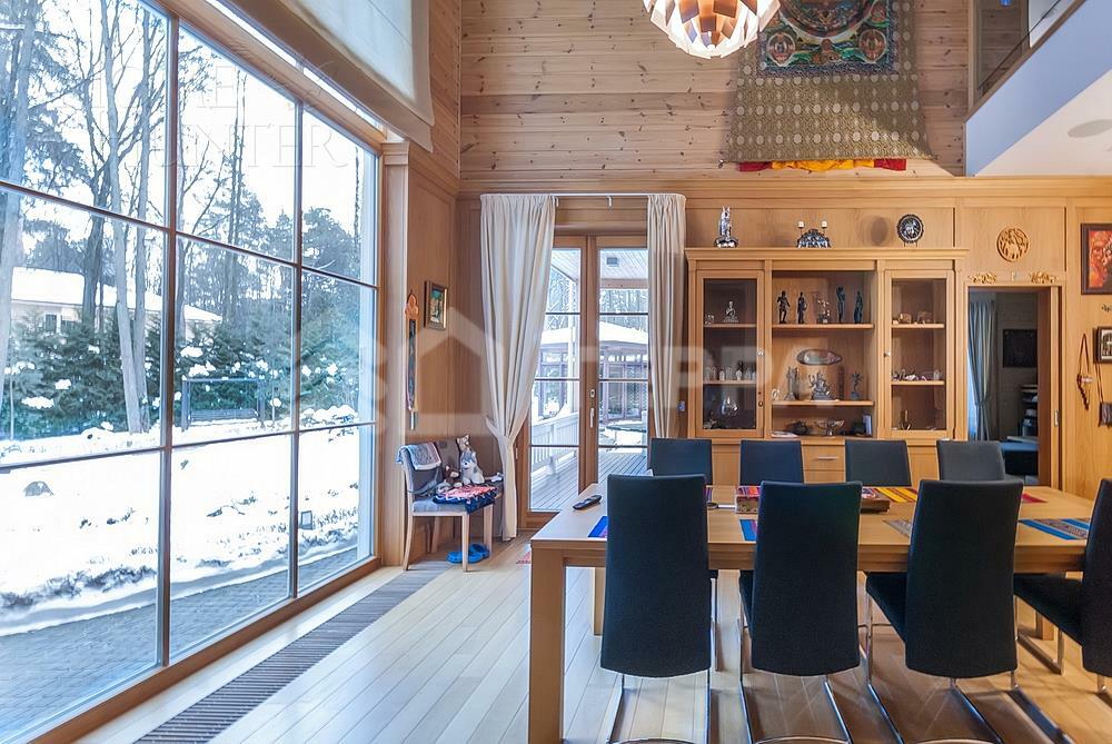 2-этажный коттедж 1 300 м² с отделкой