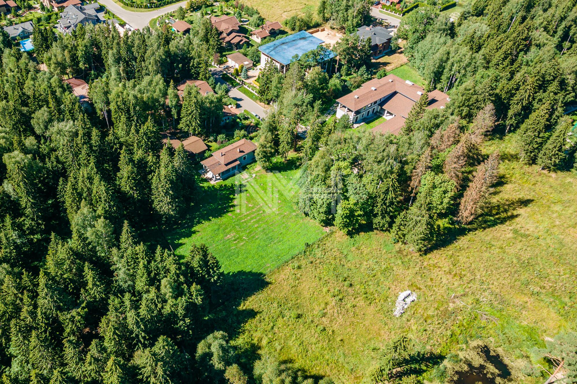 2-этажный коттедж 1 638 м² без отделки