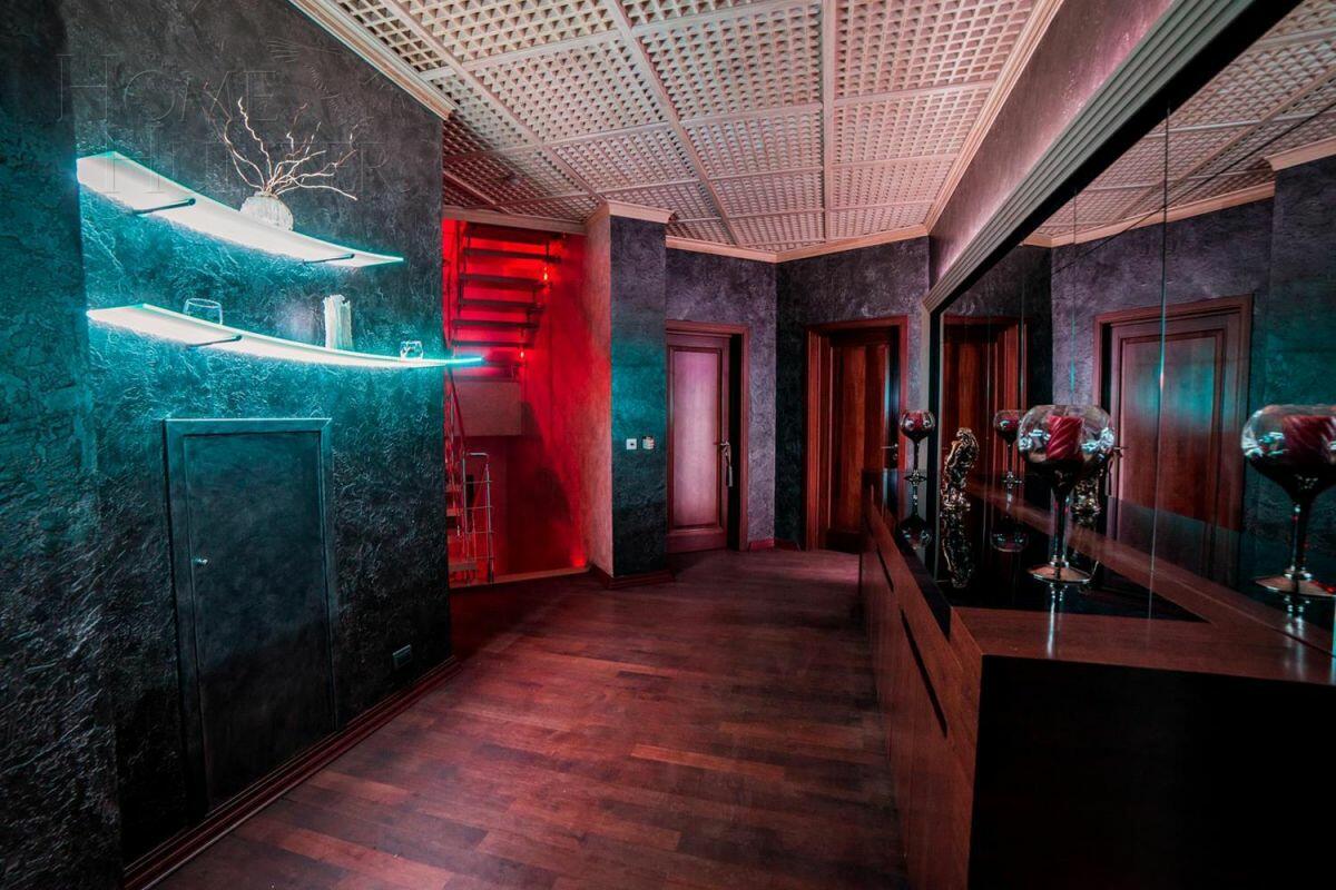 6-этажный коттедж 1 200 м² с отделкой