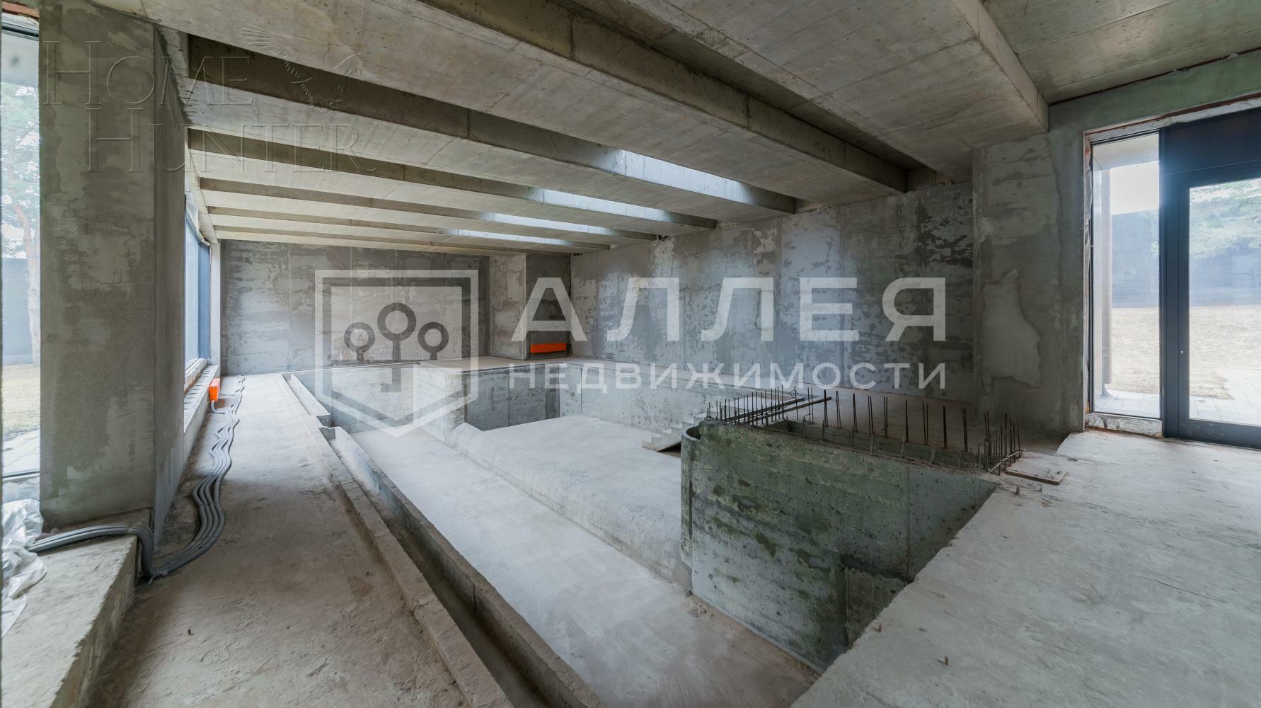 2-этажный коттедж 2 000 м² без отделки