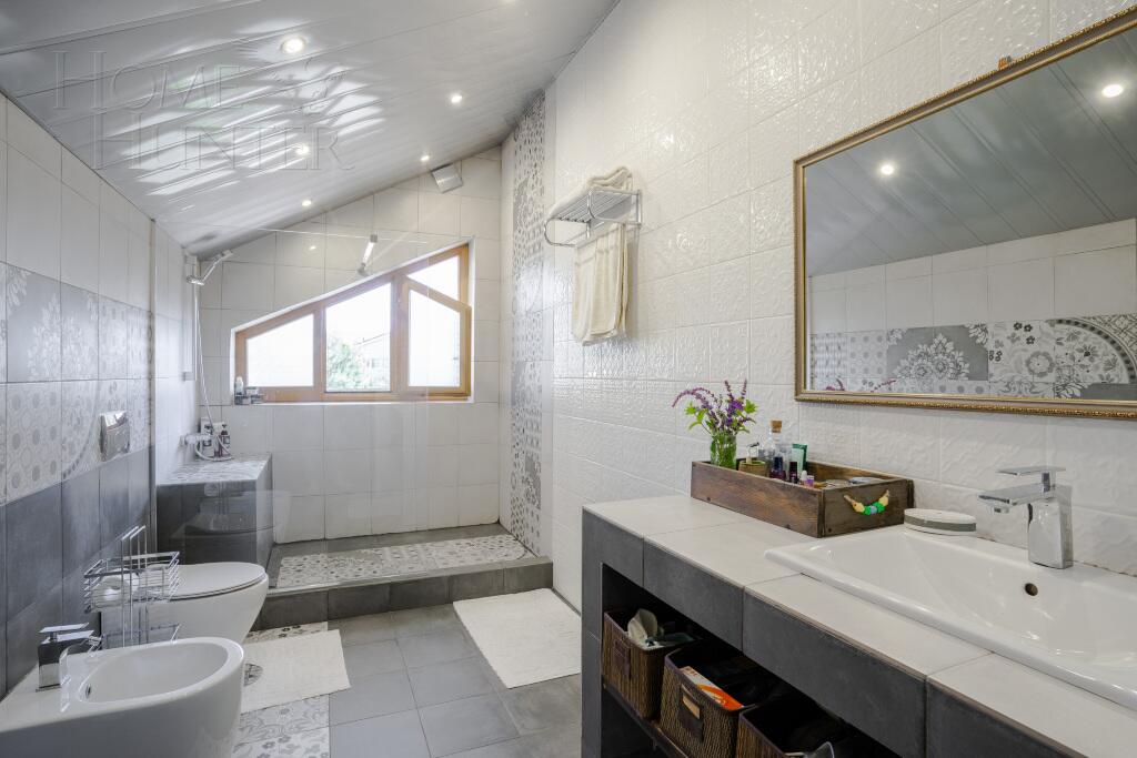 2-этажный коттедж 380 м² с отделкой