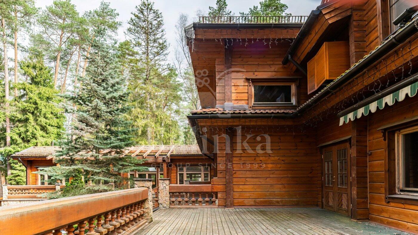2-этажный коттедж 1 175.7 м² с отделкой