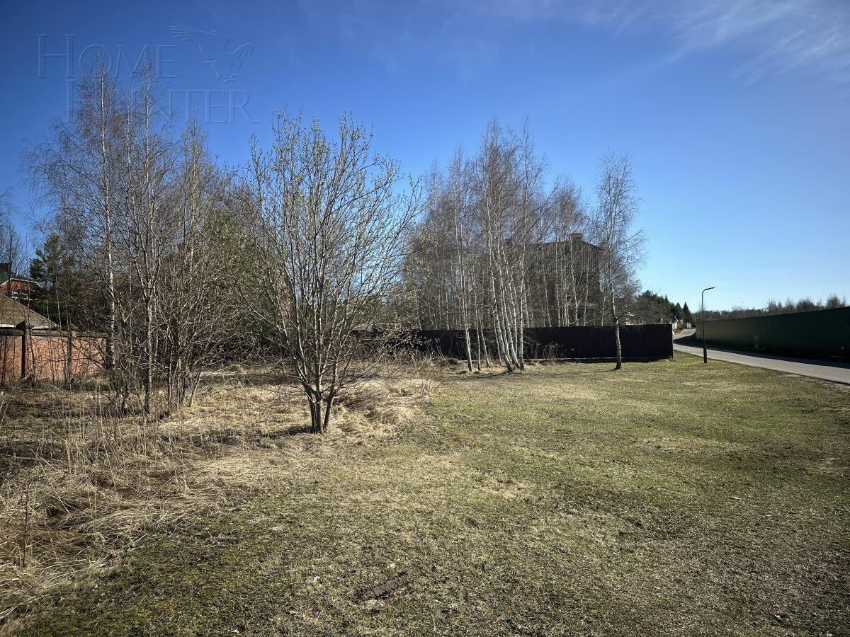 Участок 15 сот. в охраняемом поселке