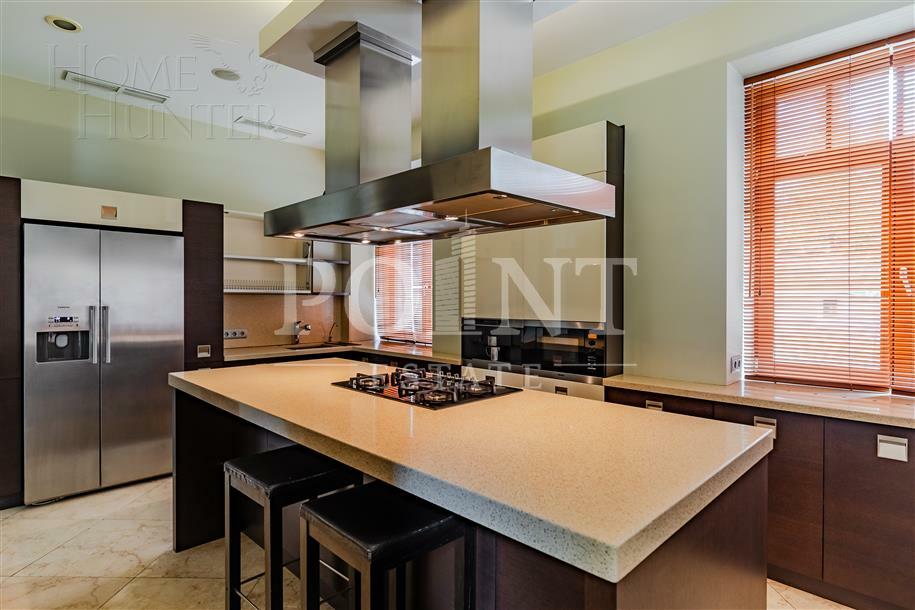 2-этажный коттедж 402.8 м² с отделкой